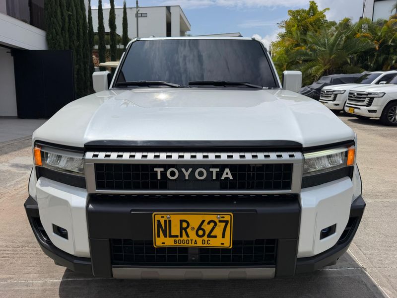 TOYOTA PRADO TXL DIESEL BII - imagen secundaria 1