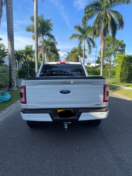 FORD F-150 LARIAT SPORT - imagen secundaria 2