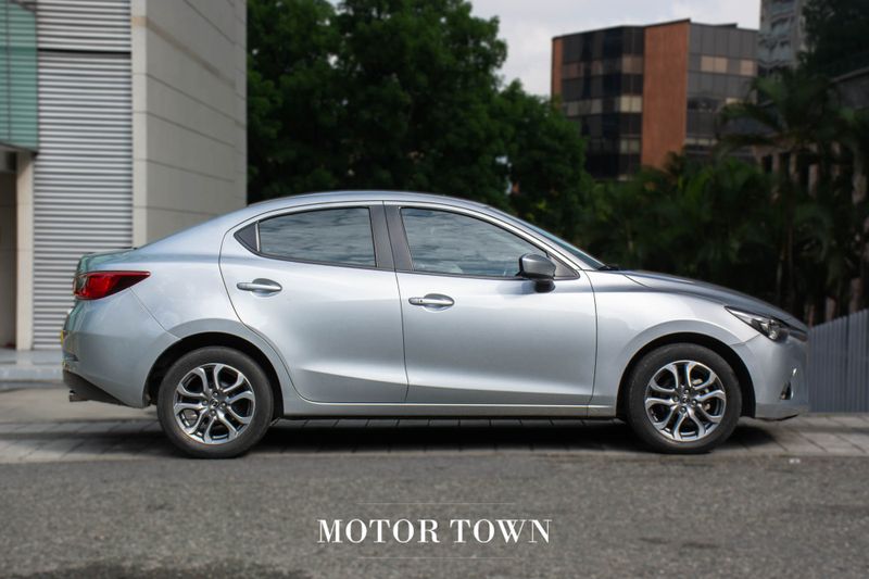 Mazda 2 Sedan 1.5 Grand Touring Lx 2019 - imagen secundaria 1