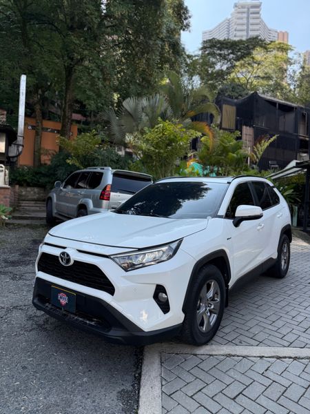 Toyota rav4 street xle 2020 - imagen secundaria 2