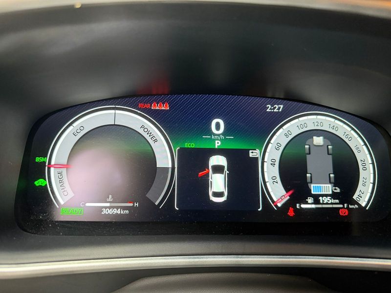 Toyota Corolla SEG HIBRIDO - imagen secundaria 1