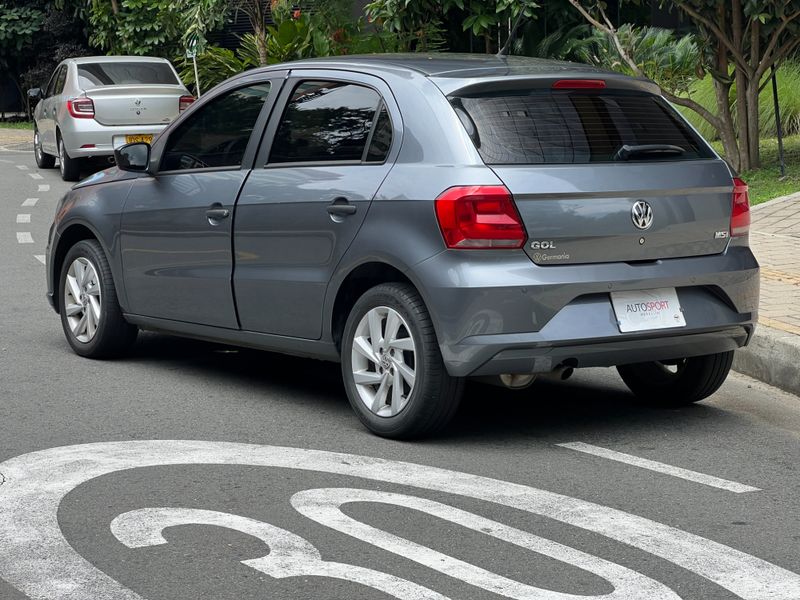Volkswagen Gol Confortline 2022 - imagen secundaria 2