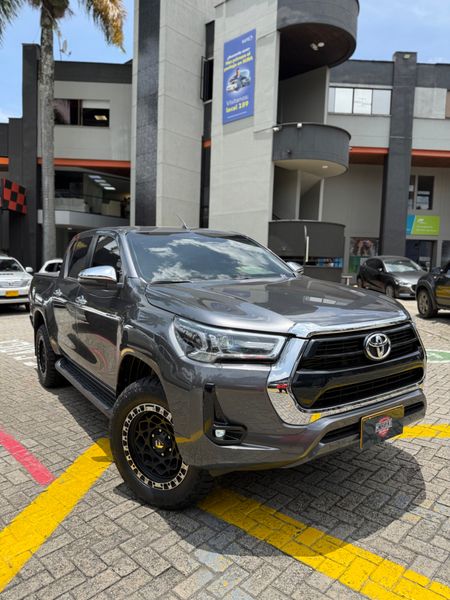 Toyota hilux srx diesel 2021 - imagen secundaria 2