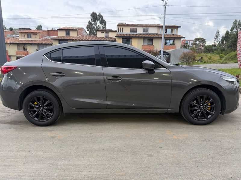 Mazda 3 2017 mecanico - imagen secundaria 2