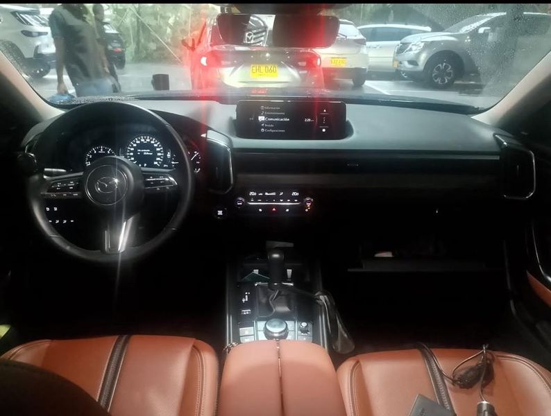 Mazda CX-50 Signature - imagen secundaria 1