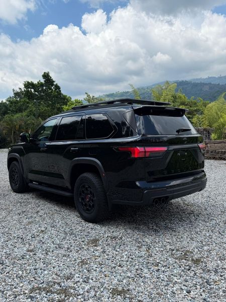 Toyota sequoia Edicion TRD PRO HIBRIDA 2026 - imagen secundaria 2