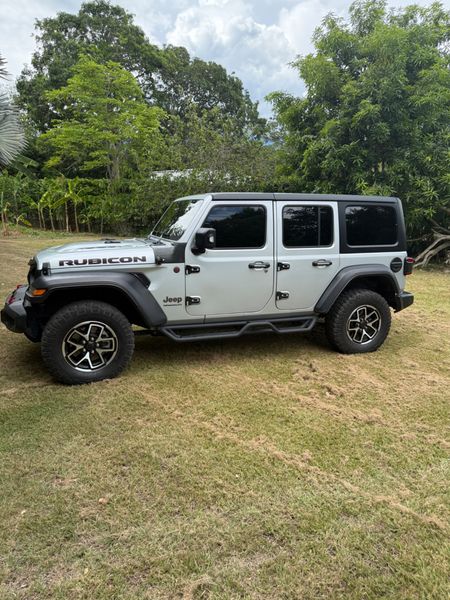 Jeep rubicon 2024 2lturbo - imagen secundaria 1