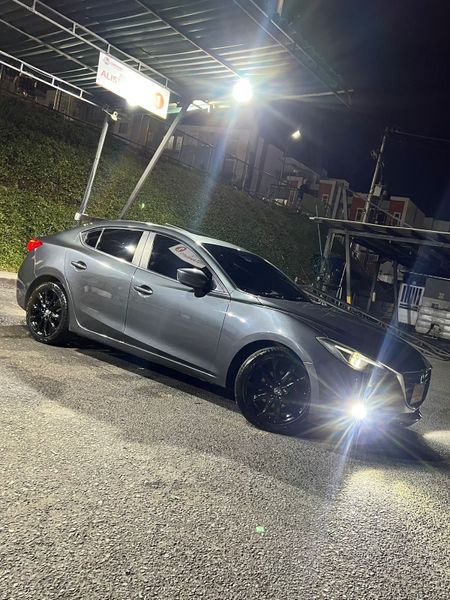 Mazda 3 Grand touring LX - imagen secundaria 1