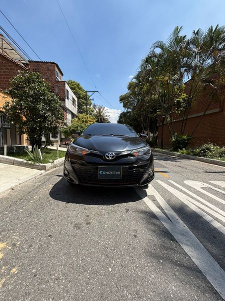 Toyota Yaris S 2021 Automático Segundo Dueno - imagen secundaria 1