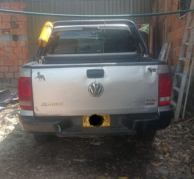 Vendo Volkswagen Amarok sin motos - imagen secundaria 2