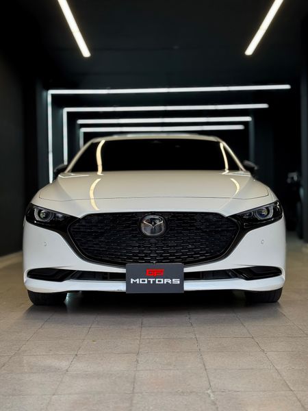 MAZDA 3 GRAND TOURING CARBON LX 2025 - imagen secundaria 1