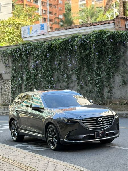 Mazda CX-9 Grand Touring Signature - imagen secundaria 2