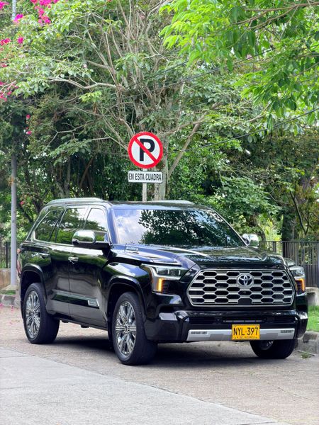 Toyota Sequioa CAPSTONE HÍBRIDA 2024 - imagen secundaria 2