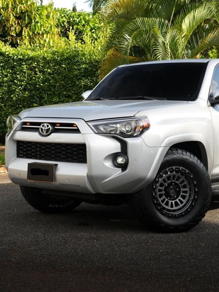 Toyota 4Runner SR5 2023 - imagen secundaria 1