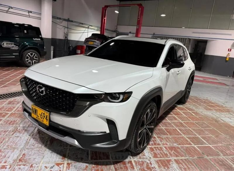 Mazda CX-50 Signature 2025