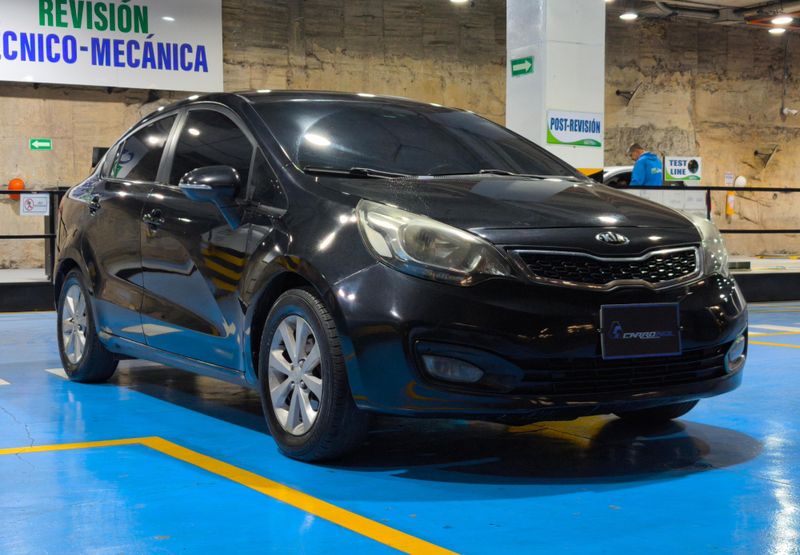 KIA RIO SPICE 2013 TP 1400CC 4P - imagen secundaria 2