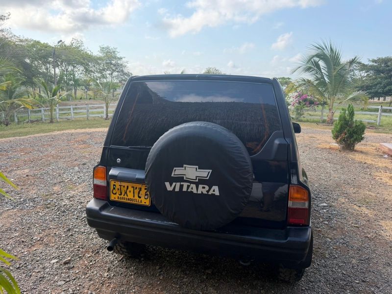 Chevrolet Vitara 2003 - imagen secundaria 2