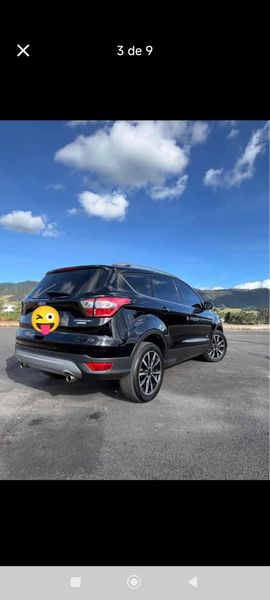 Ford escape titanium EcoBoost - imagen secundaria 2