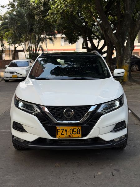 Nissan Qashqai Exclusive 2020 4x4 - imagen secundaria 1