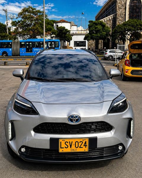 TOYOTA YARIS CROSSS HIBRID - imagen secundaria 2