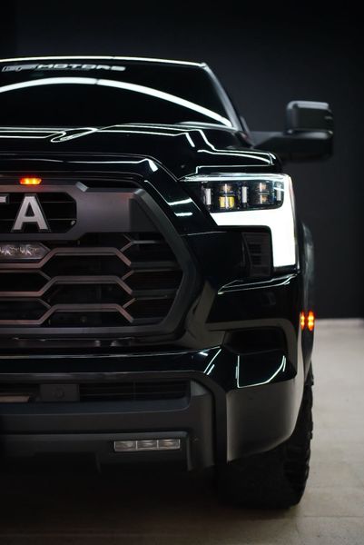 TOYOTA SEQUOIA TRD PRO 2023 - imagen secundaria 2