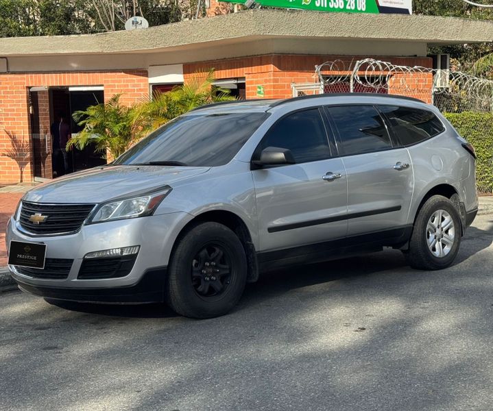 Chevrolet Traverse LT 2017 - imagen secundaria 2