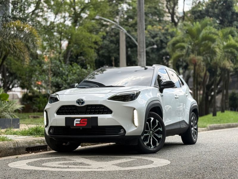 TOYOTA YARIS CROSS XLS HÍBRIDA 2024 - imagen 1