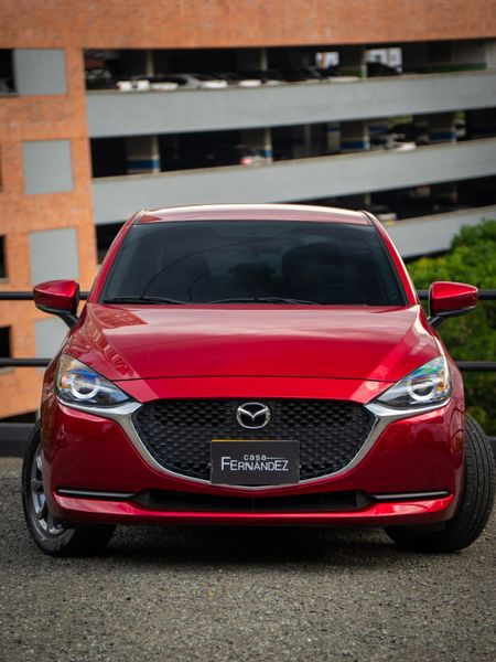 Mazda 2 Touring 2024 sedan - imagen secundaria 1