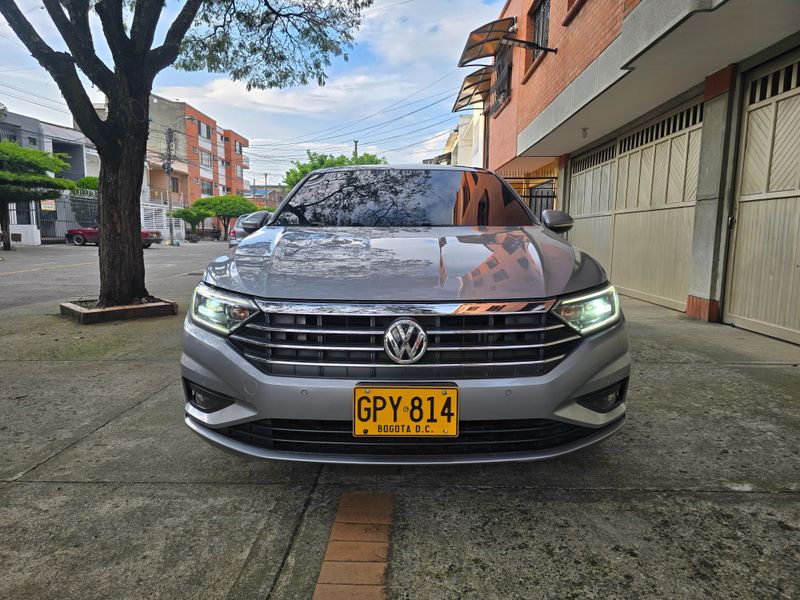 Volkswagen Jetta sportline blindado 2 plus - imagen secundaria 1
