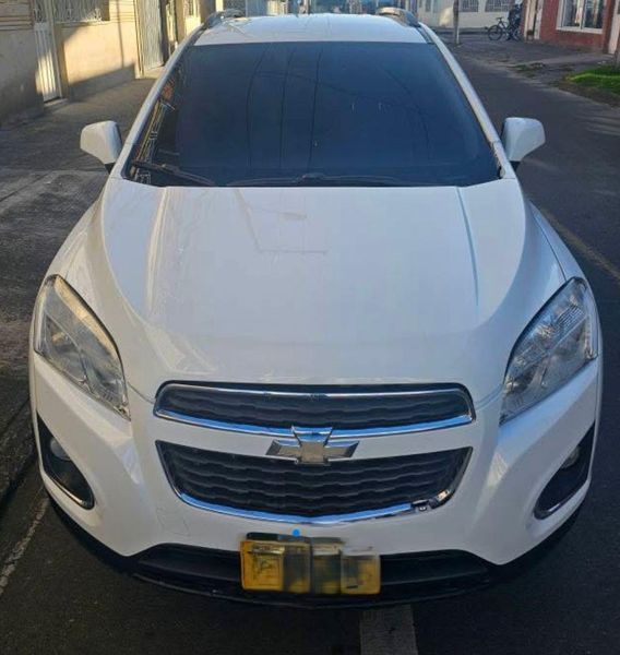 CHEVROLET TRACKER 2015 - imagen secundaria 1