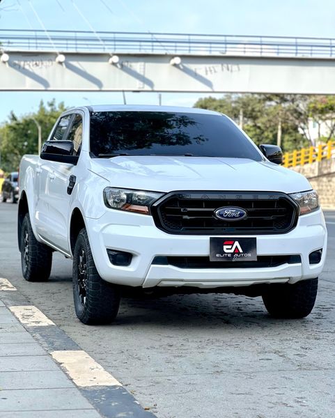 Ford Ranger 4x2 gasolina 2021 - imagen secundaria 2