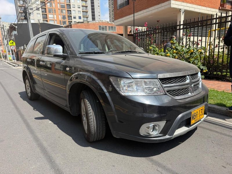 Dodge Journey 2012 - imagen secundaria 1