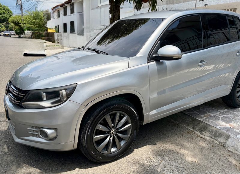 VOLKSWAGEN TIGUAN BLINDADA - imagen secundaria 1
