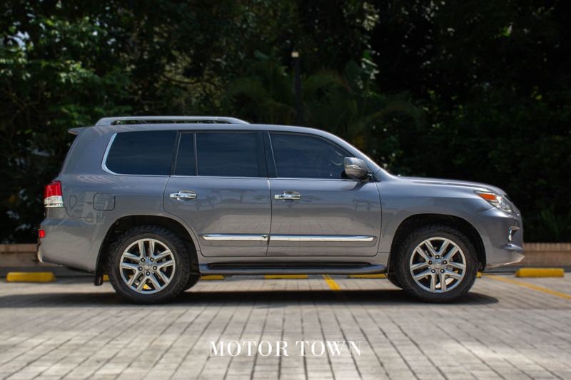 Lexus LX 570 Blindada 2014 - imagen secundaria 1