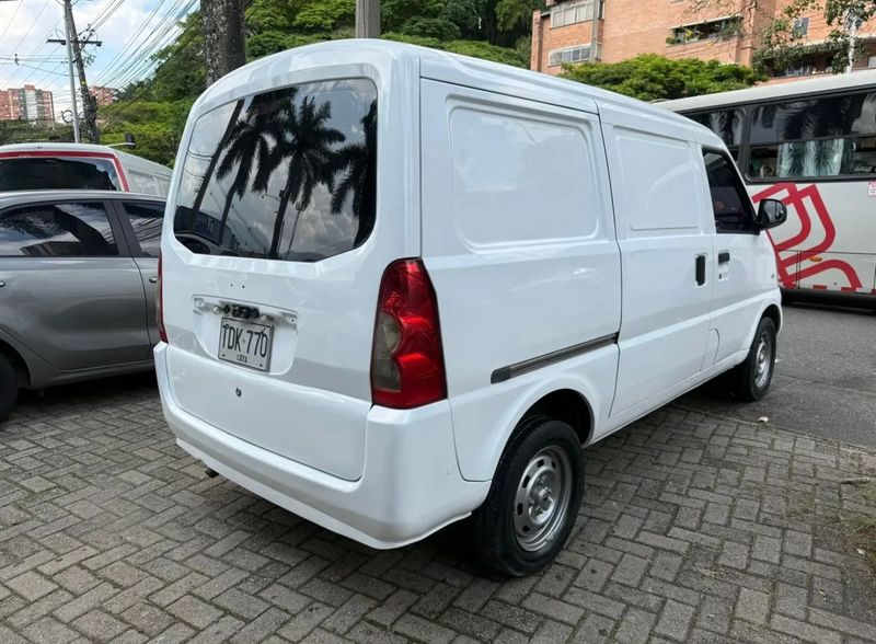 Chevrolet N300 - imagen secundaria 1