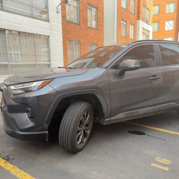 Toyota Rav4 modelo 2024 Híbrida - imagen secundaria 2