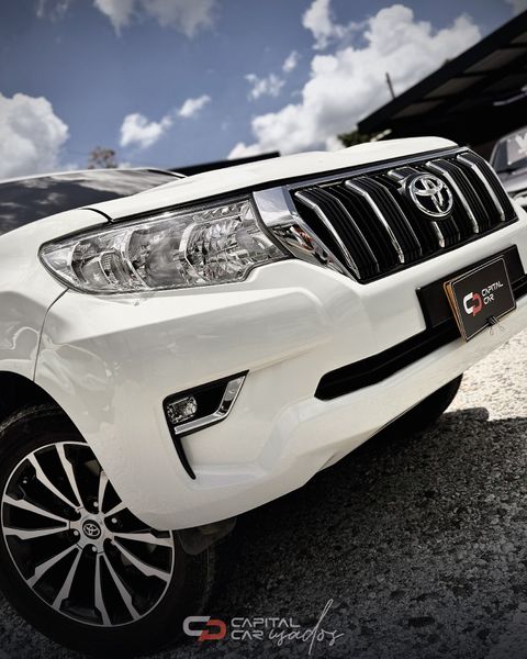 Toyota Prado TXL 2.8 Diesel - imagen secundaria 1