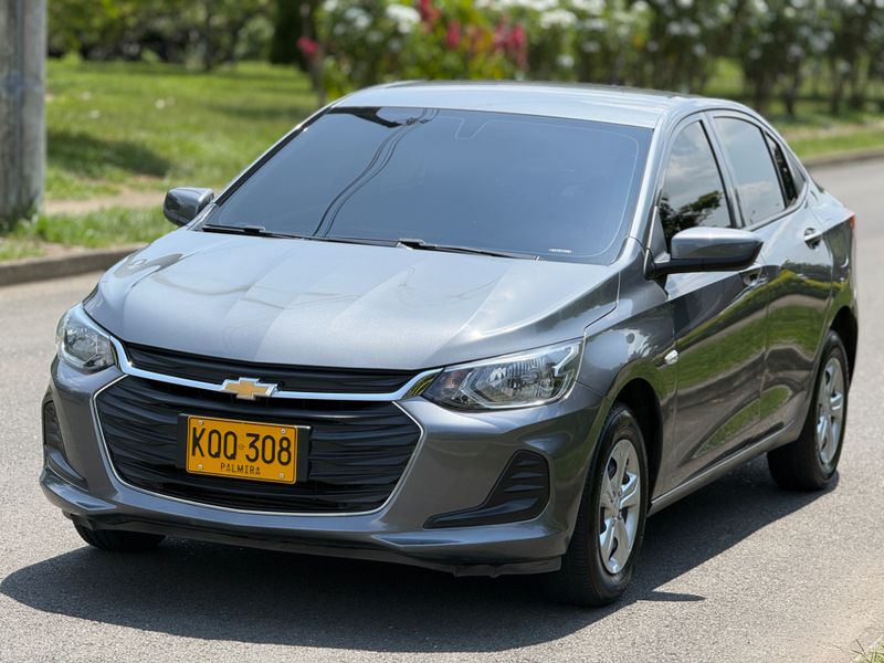 Chevrolet Ónix 1.0  LT 2022 - imagen secundaria 2