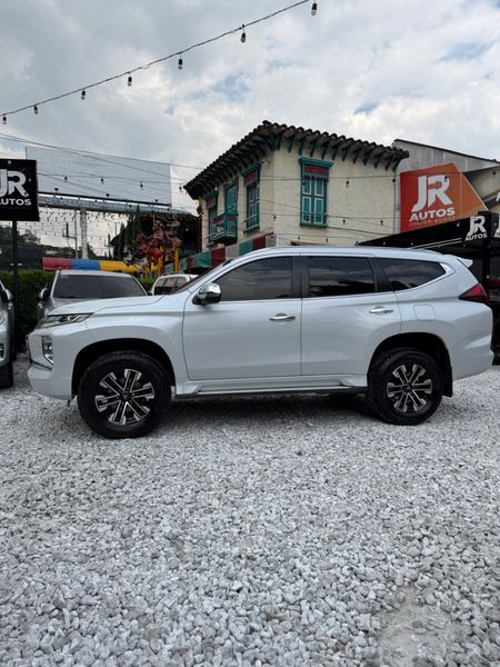 MITSUBISHI MONTERO SPORT Blindaje 2 - 2023 - imagen secundaria 2