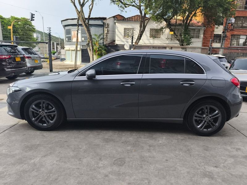 MERCEDES-BENZ A200 PROGRESSIVE 1.3 TURBO 2020 - imagen secundaria 1