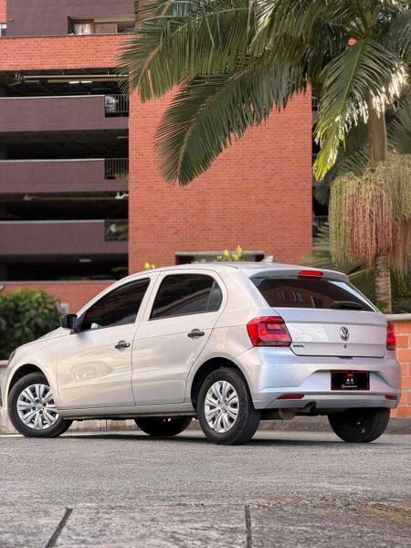 Vencambio Volkswagen Gol 2019 Full Mecanico - imagen secundaria 2