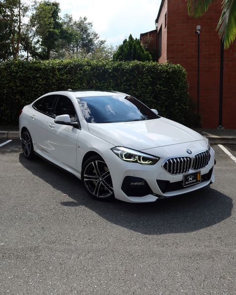 BMW 220i Gran Coupe Paquete M 2022 - imagen secundaria 2