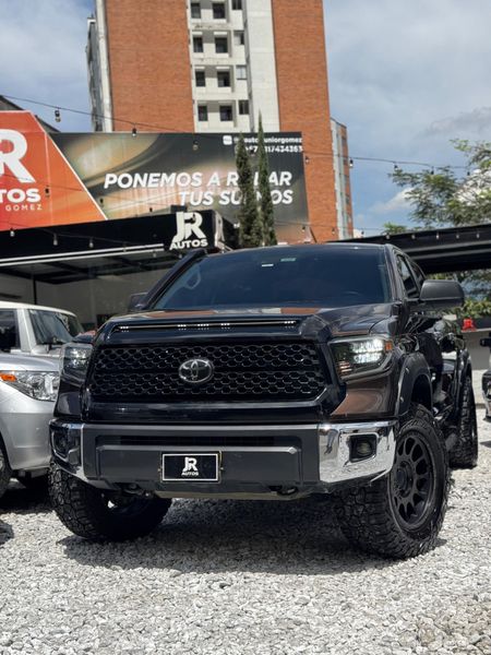 TOYOTA TUNDRA LIMITED 4x4 2019 - imagen secundaria 1