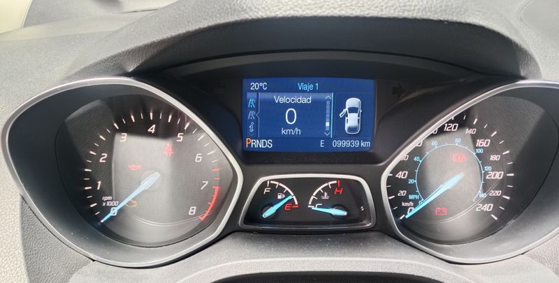 Ford escape SE 4x2 2015 - imagen secundaria 2