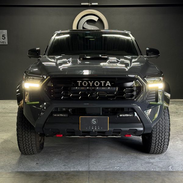Toyota Tacoma TRD PRO 2025 - imagen secundaria 1