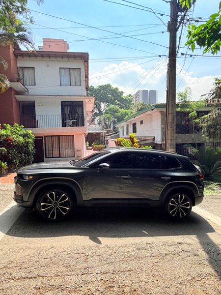 Mazda CX50 Grand Touring AWD 2.5 modelo 2023 - imagen secundaria 1