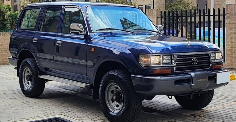 Toyota Land Cruiser Autana Serie 80 - imagen secundaria 1