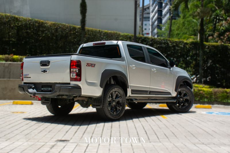 CHEVROLET COLORADO Z71 2022 - imagen secundaria 2
