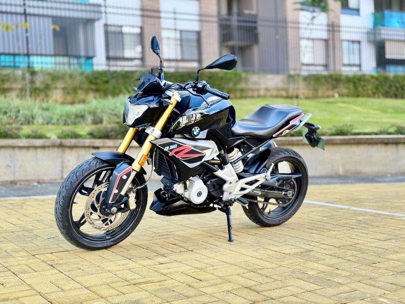 BMW G310r 2017 - imagen secundaria 1