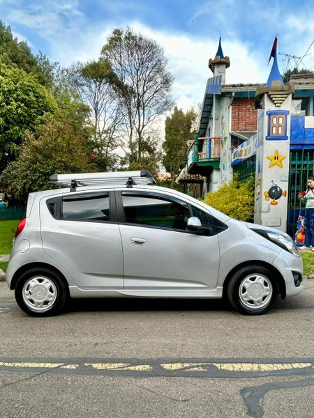 CHEVROLET SPARK GT LT MODELO 2018 32.000 KILOMETROS ORIGINALES - imagen secundaria 1